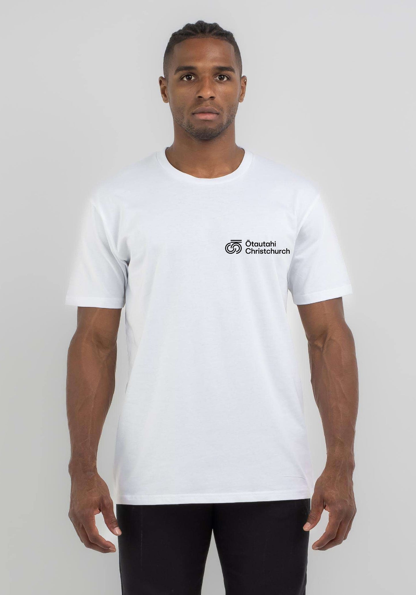 White crew neck tee
